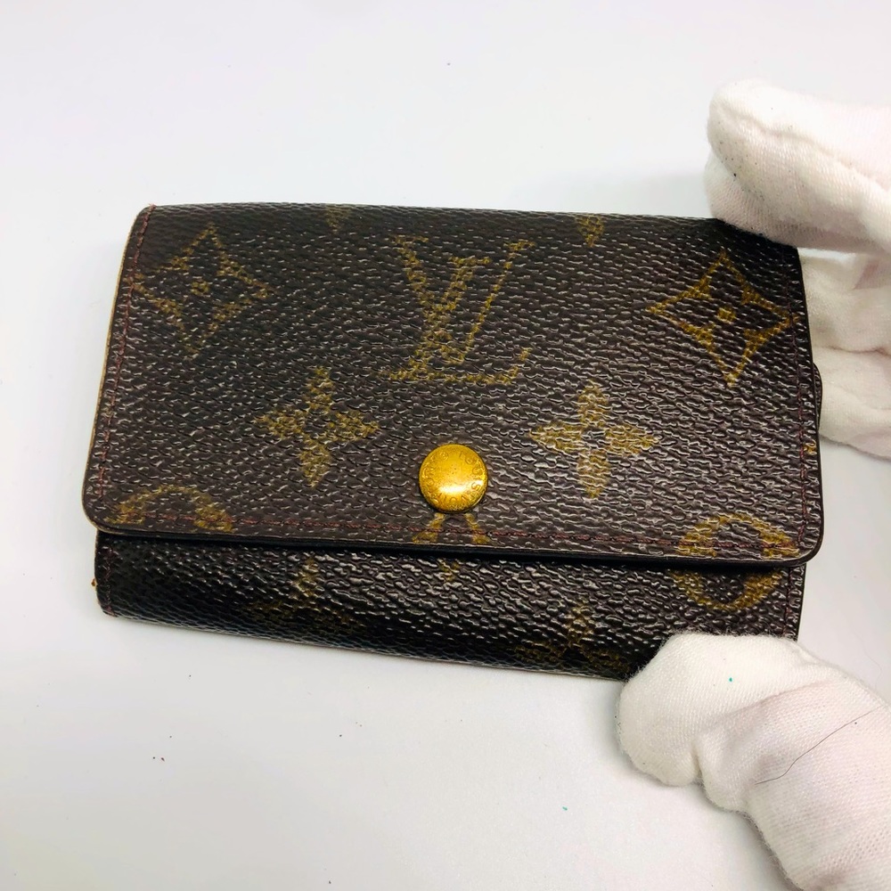 🛍️ Louis Vuitton Key wallet